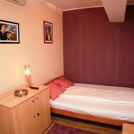 Hostel Jasmin Beograd Bagian luar foto
