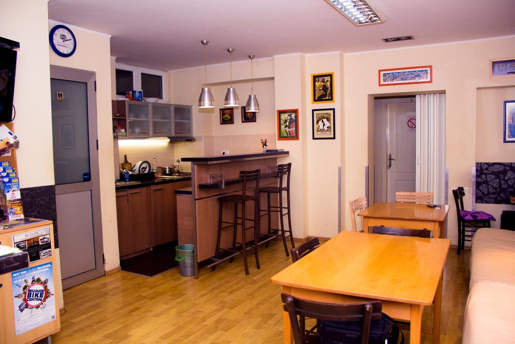 Hostel Jasmin Beograd Bagian luar foto