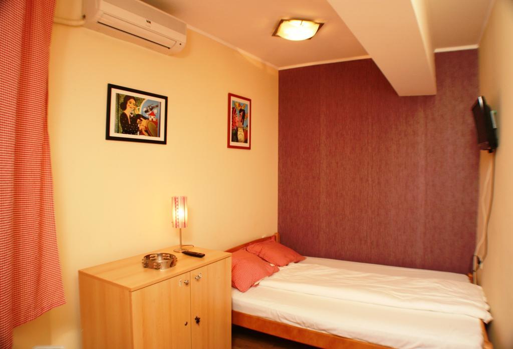 Hostel Jasmin Beograd Bagian luar foto